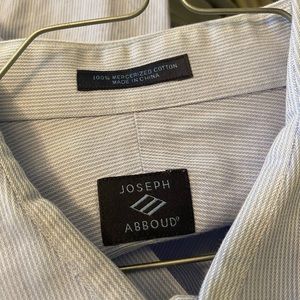 Men’s button down long sleeve shirt